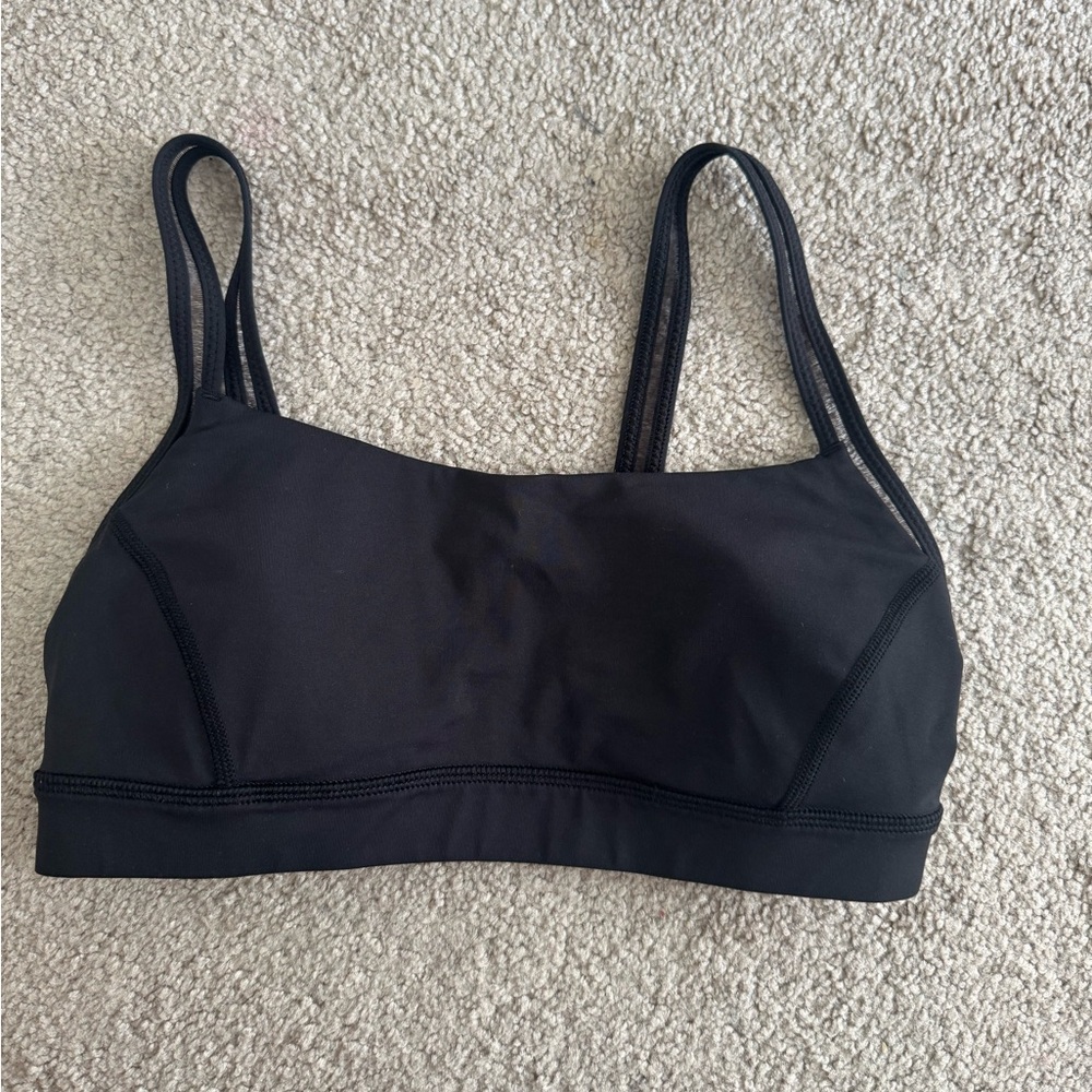 Lululemon black sports bra size 6